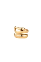 SEES RING