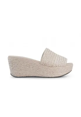 Yunis Wedge Ivory Raffia