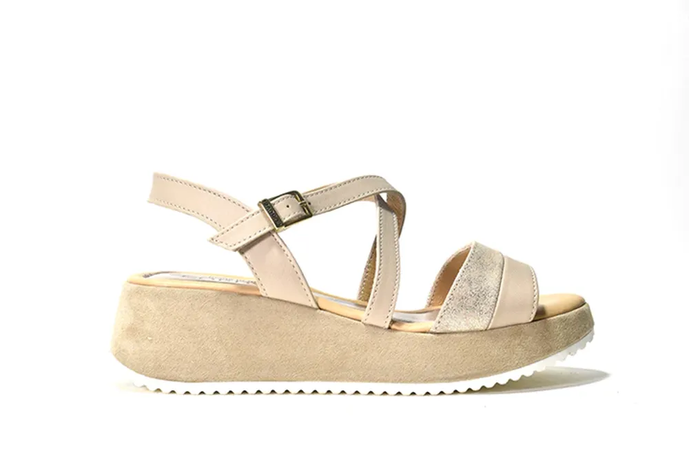 Arabella Wedge Beige/Gold