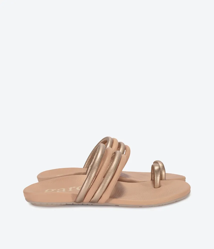 Bonita Flat Sandal Arcilla Lame