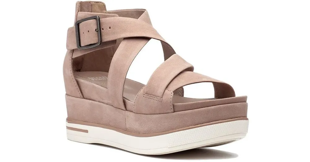 Boost Wedge Sandal Latte