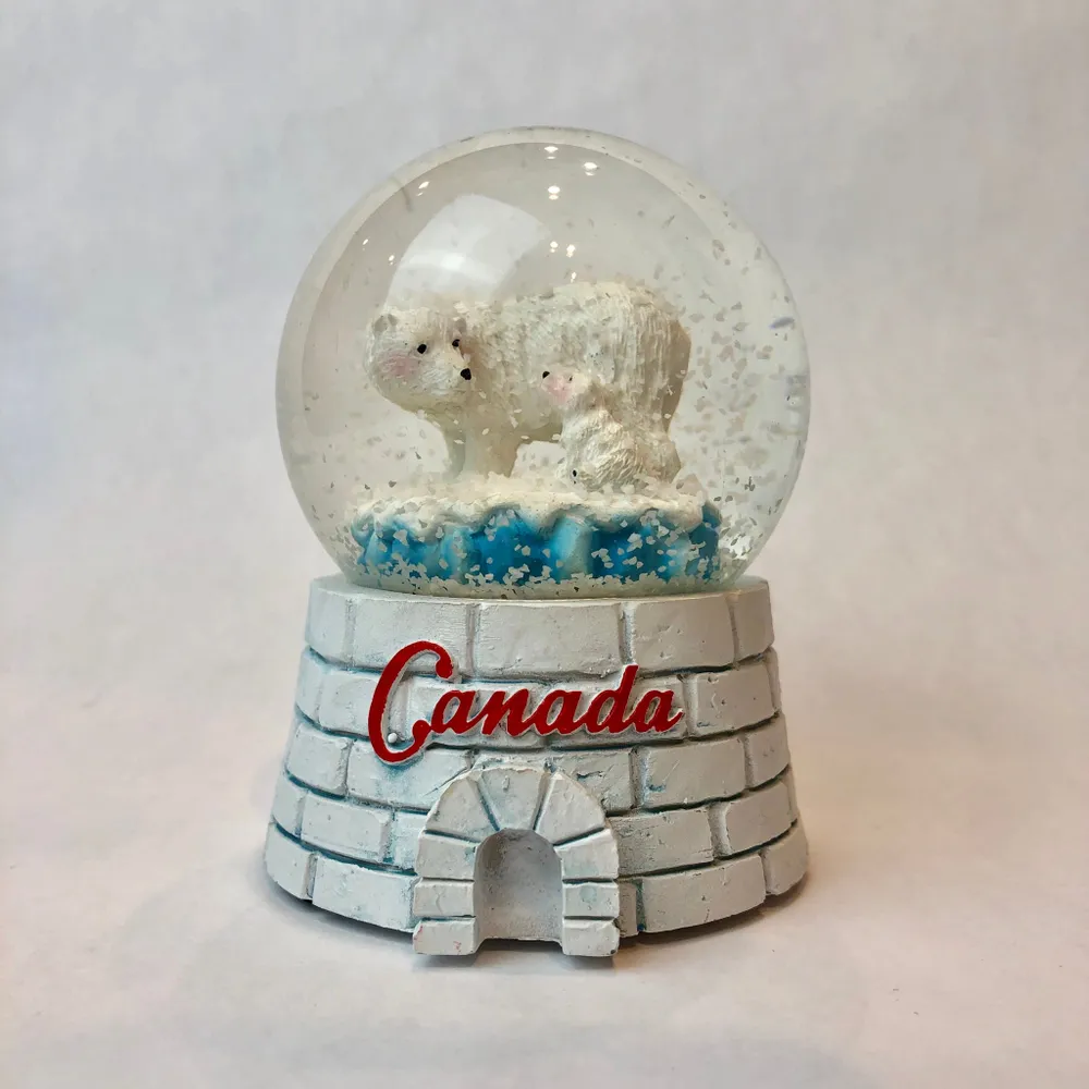 IGLOO SNOW GLOBE