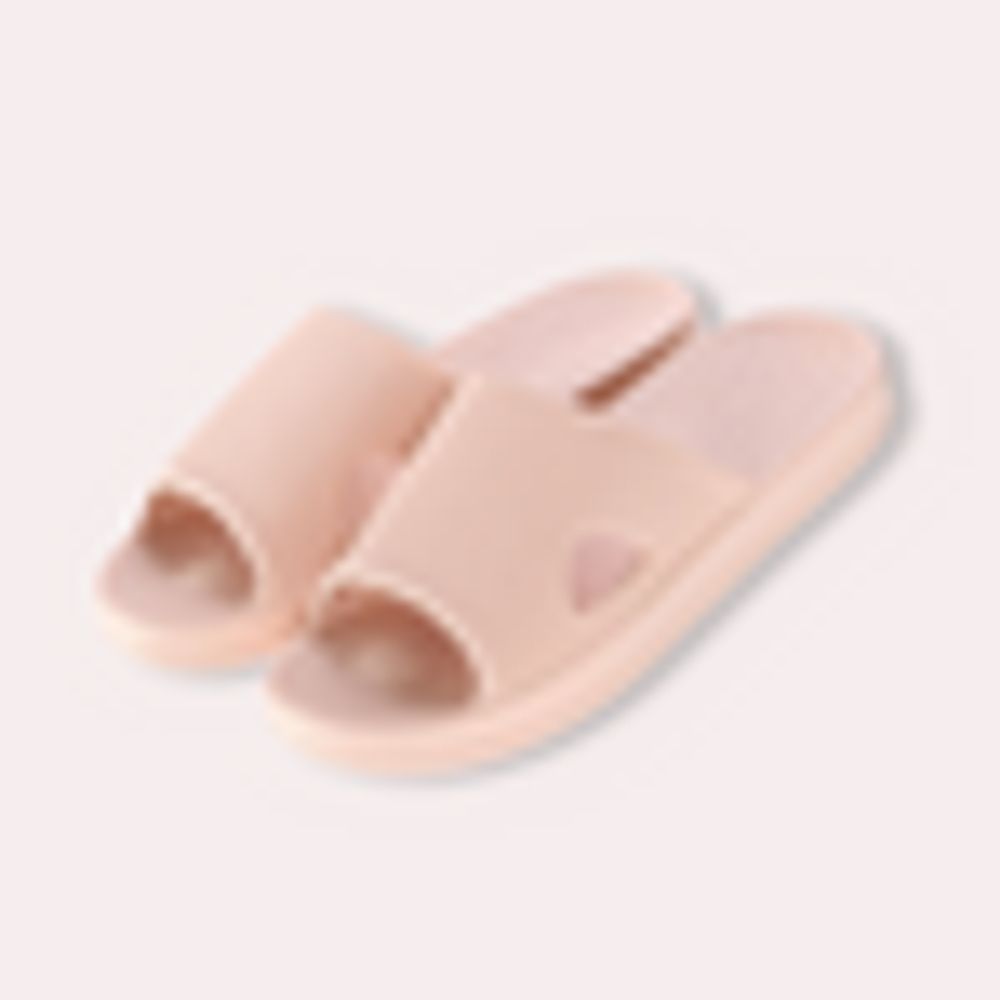 MINISO Women's Comfortable Bathroom Slippers Size 7
