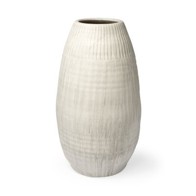 Reyan Floor Vase