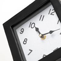 Ralph Table Clock