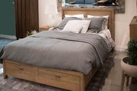 Easton Queen Bed