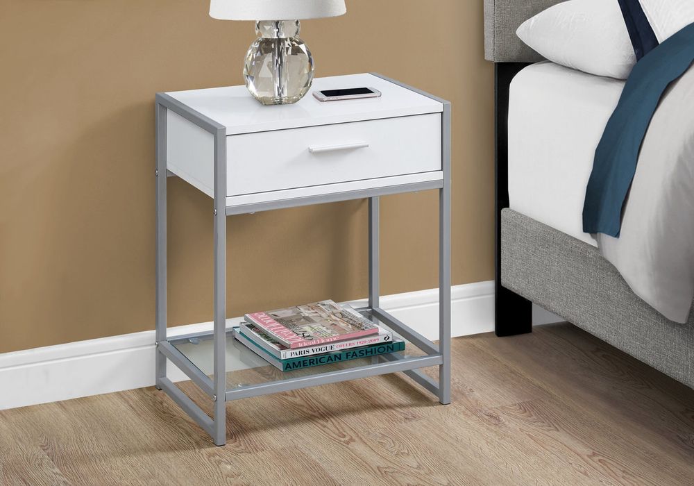 ACCENT TABLE - 22"H / WHITE/ SILVER METAL/ TEMPERED GLASS - I 3503