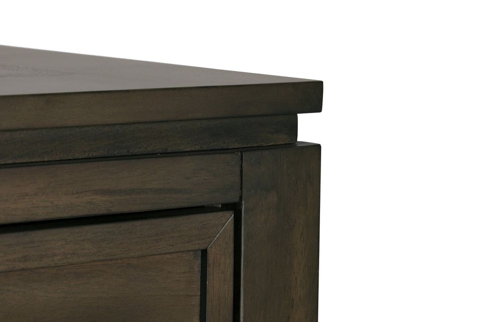 Lancaster Chest - BR-LC1007