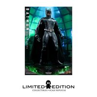 Preventa Hot Toys  Batman Sonar Suit DC