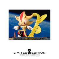 Preventa First 4 Figures Estatuilla Super Shadow Standard Edition Sonic