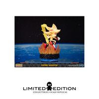 Preventa First 4 Figures Estatuilla Super Shadow Standard Edition Sonic