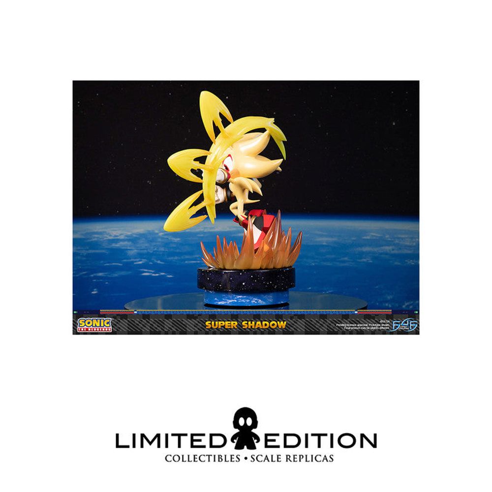 Preventa First 4 Figures Estatuilla Super Shadow Standard Edition Sonic