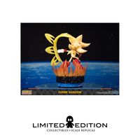 Preventa First 4 Figures Estatuilla Super Shadow Standard Edition Sonic