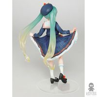 Preventa Taito Figura Hatsune Miku Figure 3Rd Season Autumn Ver. Vocaloid