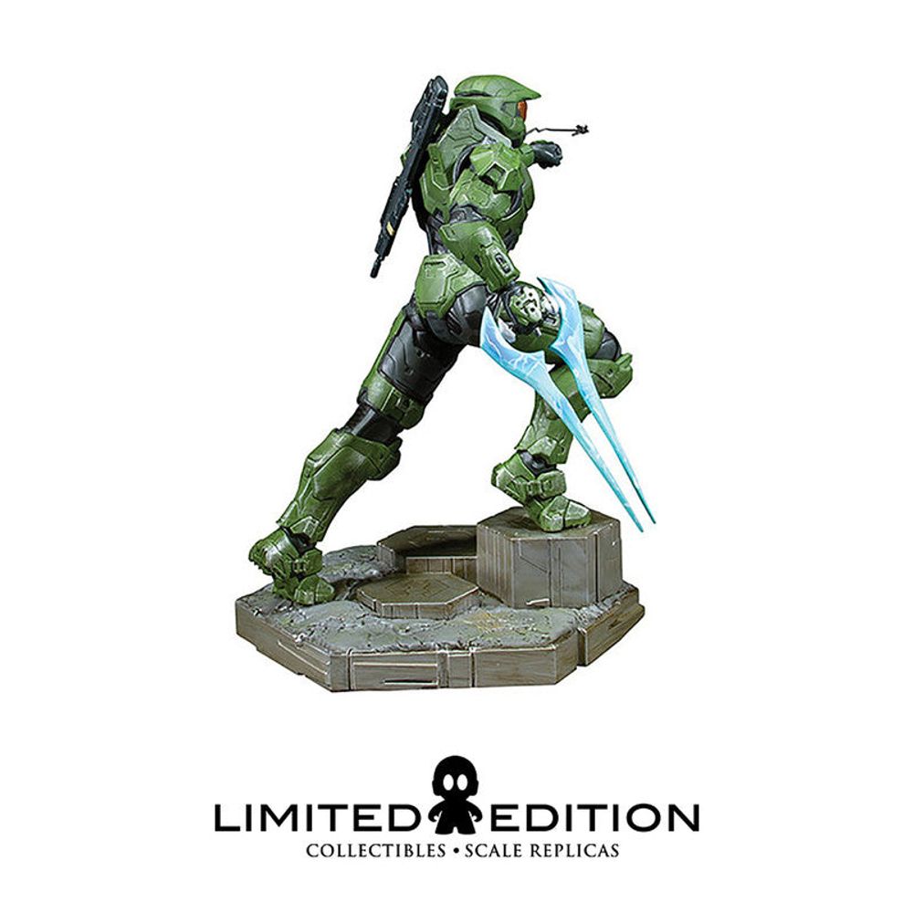 Dark Horse Estatuilla Master Chief With Grappleshot Halo By Bungie - Limited Edition