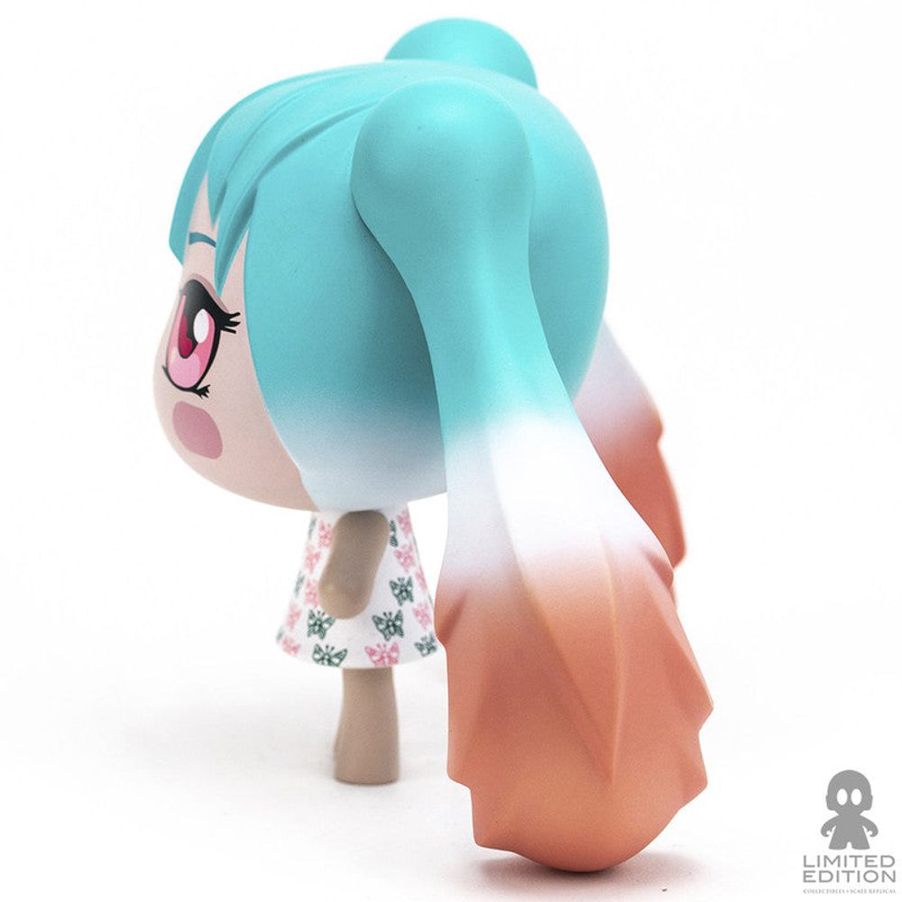 Artoys Limited Edition Figura Hatsune Miku Butterfly Vocaloid