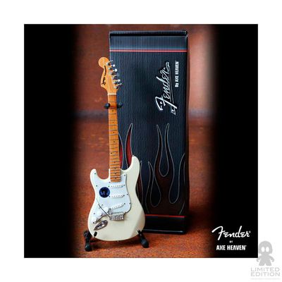 Axe Heaven Figura Cream Reverse Headstock Jimi Hendrix Stratocaster By Fender - Limited Edition