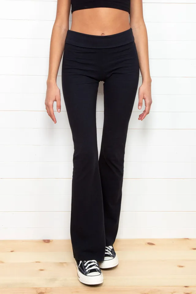 Brandy Melville Hillary Soft Yoga Pants, Women's Fashion, Bottoms, Other  Bottoms on Carousell