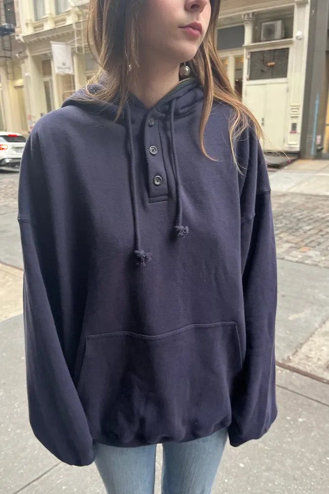 christy hoodie in dark gray vs faded navy blue : r/BrandyMelville