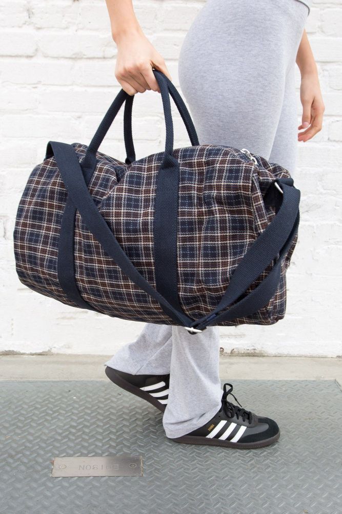 brandy melville duffle bag