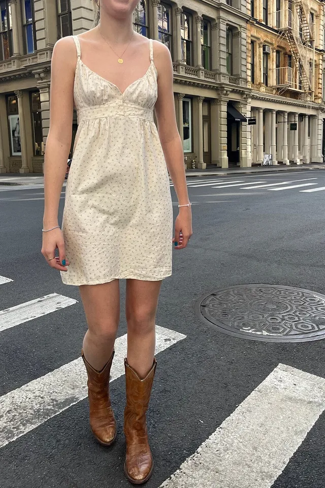 Brandy Melville Arianna Dress  Arianna dress, Dress, Fashion