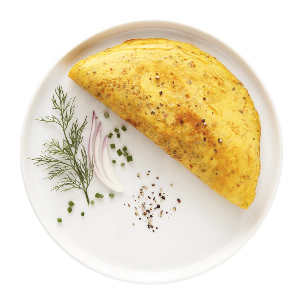 PRÉPARATION OMELETTE AUX FROMAGES ET FINES HERBES