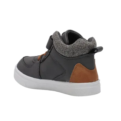 Jax Sneaker