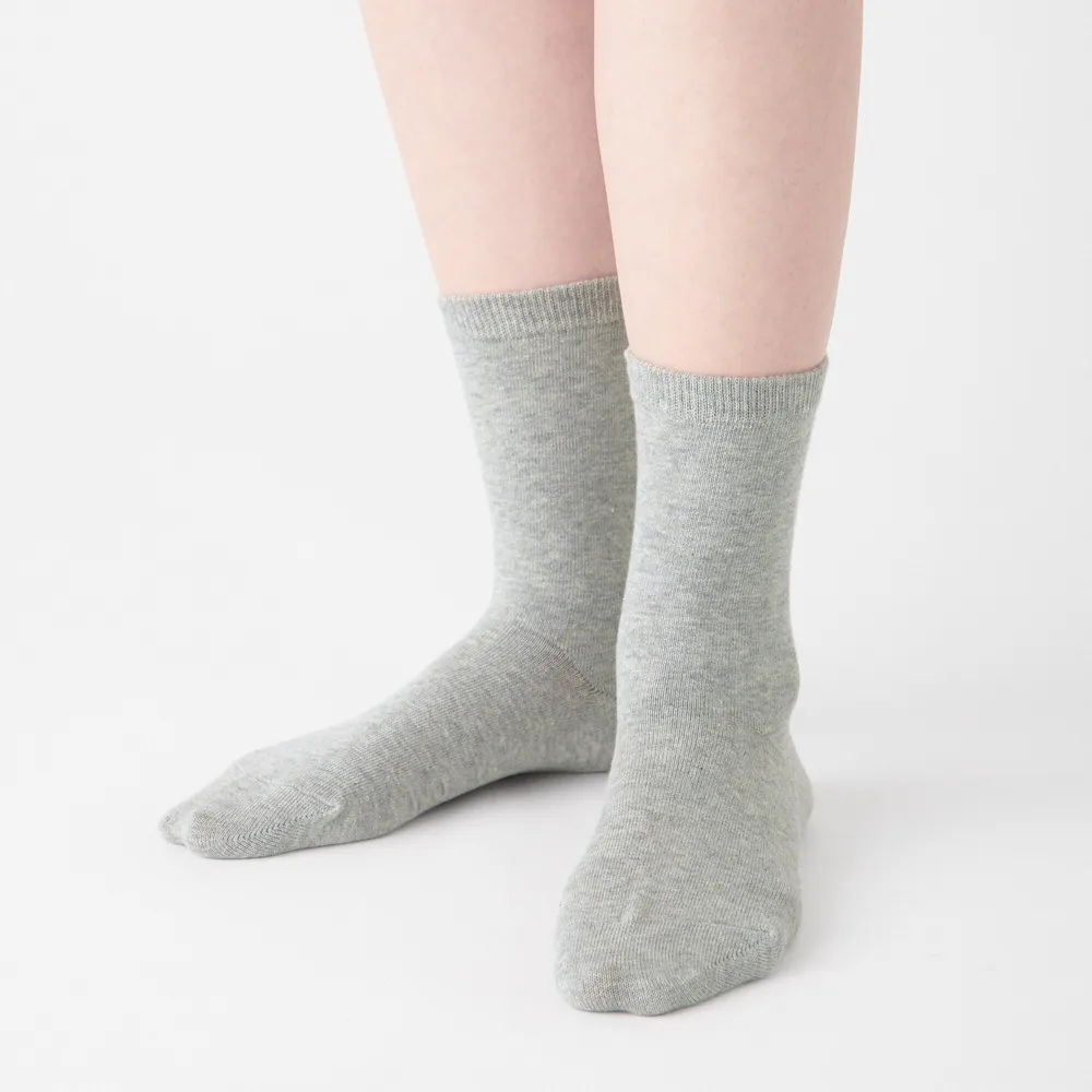 Right Angle Loose Top Short Socks