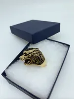 Wolf stainless steel ring