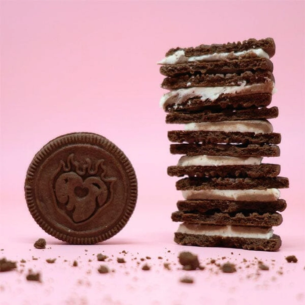 OREO x Selena Gomez Chocolate Sandwich Cookies w/ Cinnamon Creme Filling (303g) Limited Edition