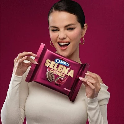 OREO x Selena Gomez Chocolate Sandwich Cookies w/ Cinnamon Creme Filling (303g) Limited Edition
