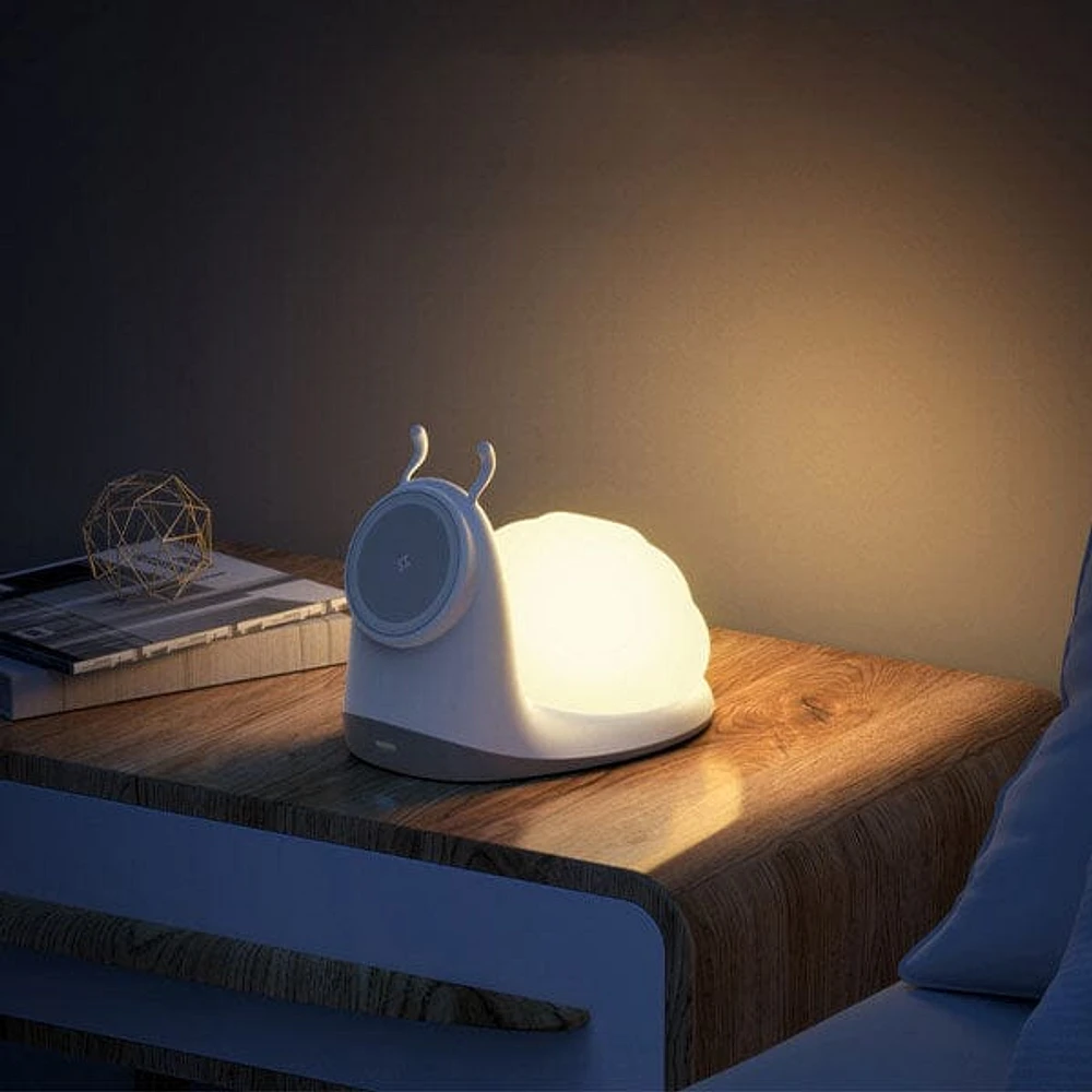 SnailBud Magnetic Phone Charger w/ Removable Snail Shell Light
