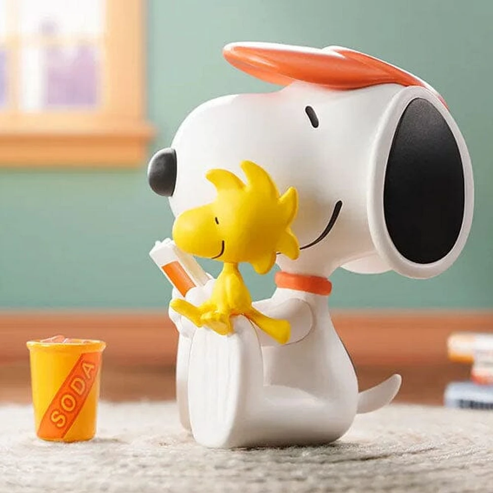 Pop Mart x Peanuts: Snoopy & Woodstock Best Friends Series Figurine Blind Box (1pc)