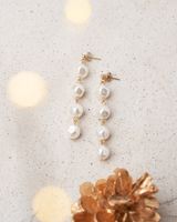 Tison Pearl Earrings