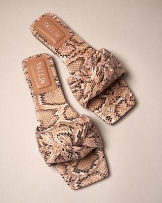 Snake Knot Sandal