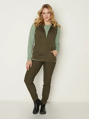 Sleeveless semi-fitted cardigan