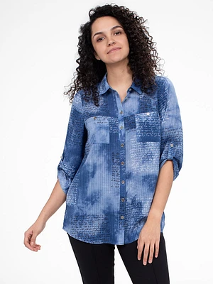 Blouse longueur tunique semi-ajustée à manches 3/4 avec boutons