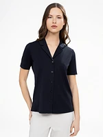 Blouse semi-ajustée à manches courtes avec boutons