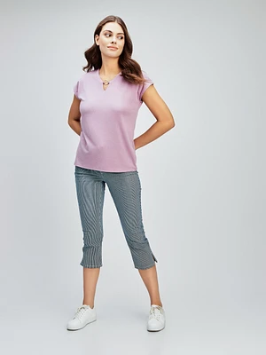 Short-sleeve semi-fitted t-shirt