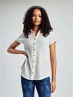 Blouse semi-ajustée à manches courtes avec boutons