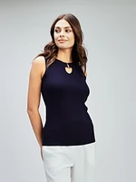 Sleeveless semi-fitted pullover sweater