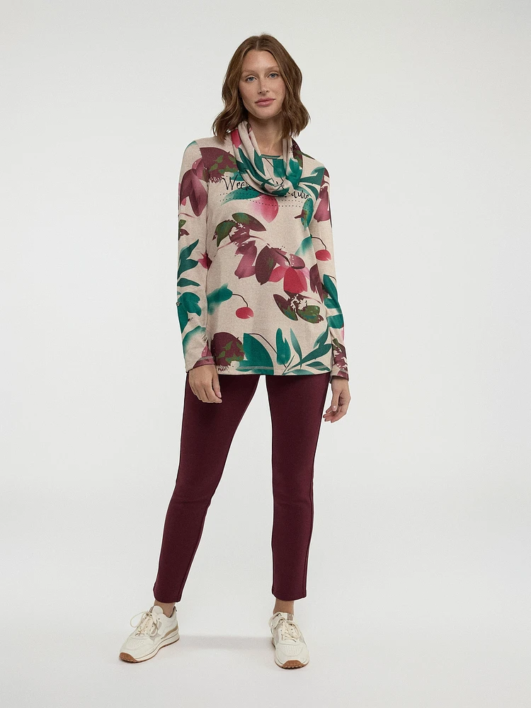 Semi-fitted lounge tunic