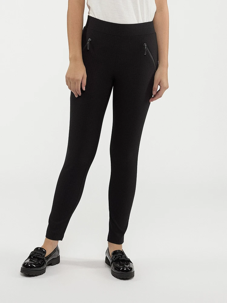 Skinny fitted pull-on pant