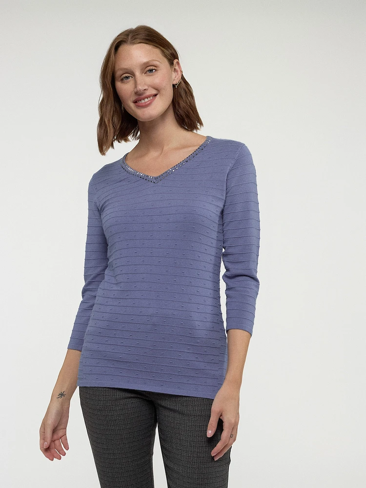 3/4-sleeve semi-fitted pullover sweater