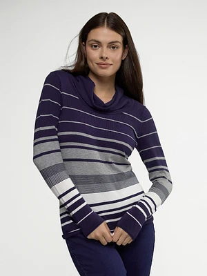 Long-sleeve semi-fitted pullover sweater