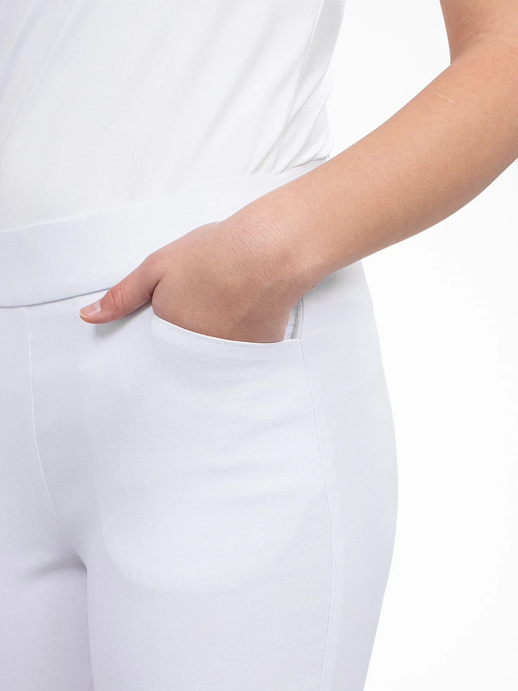 Narrow fitted pull-on capri