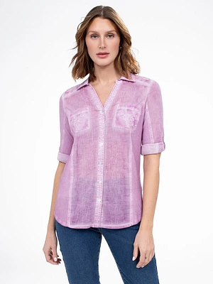 3/4-sleeve semi-fitted blouse with buttons
