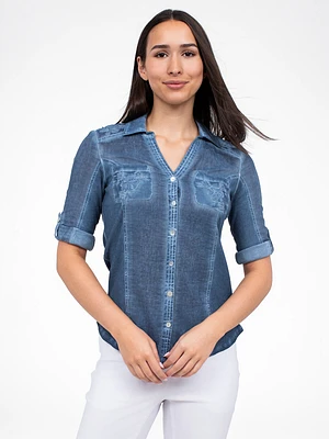 Blouse semi-ajustée à manches 3/4 avec boutons