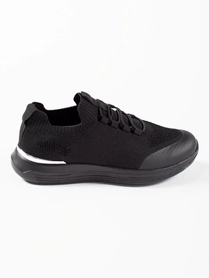 Running shoes