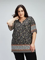 Short-sleeve semi-fitted tunic